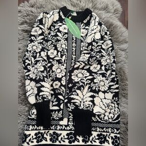 NWT: Farm Rio Black Pineapple knit minidress. Sweater dress. MEDIUM.